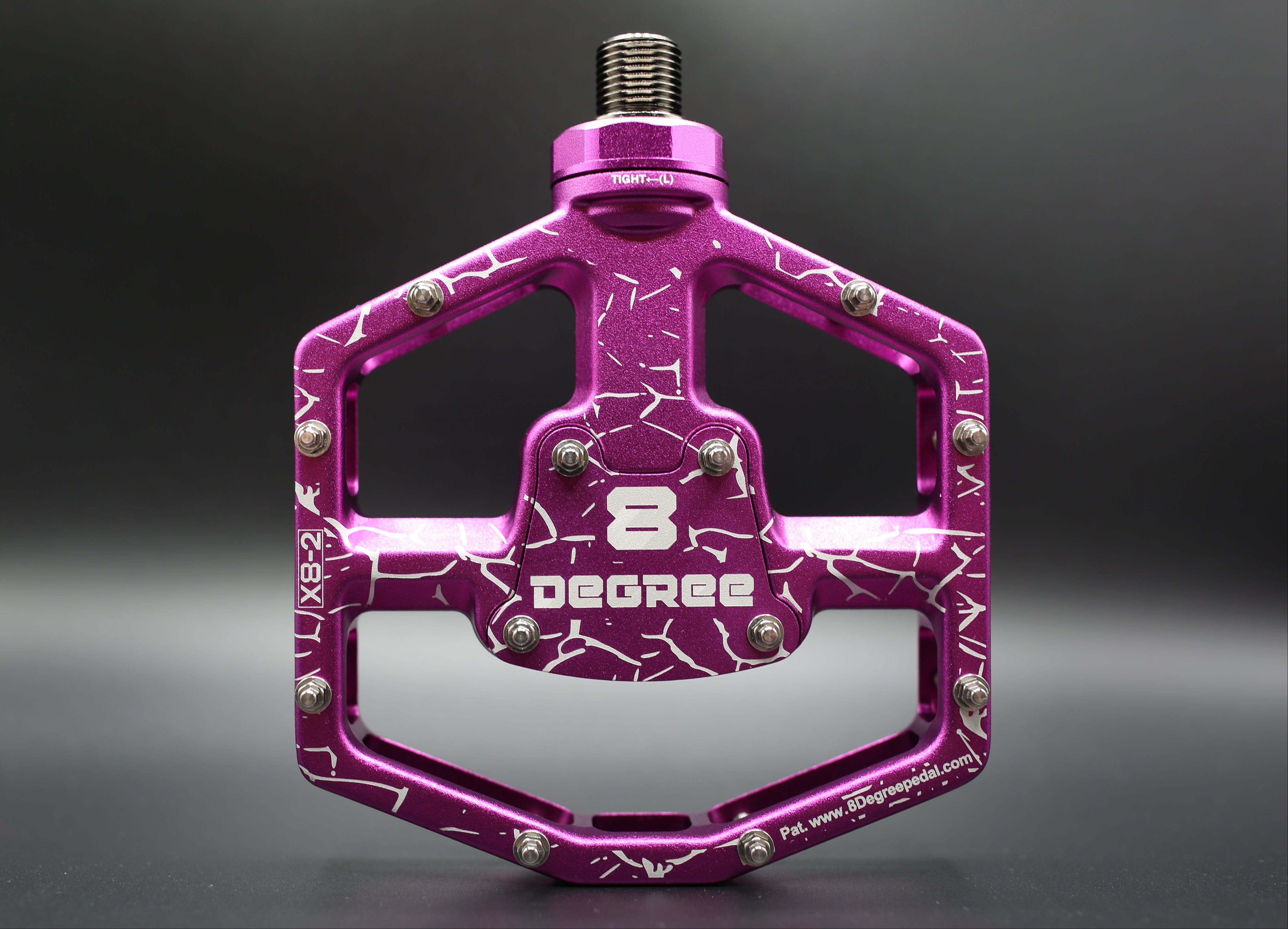 Floating Flat Pedals with 8° Self-Centering Float | 8 Degree X8-2